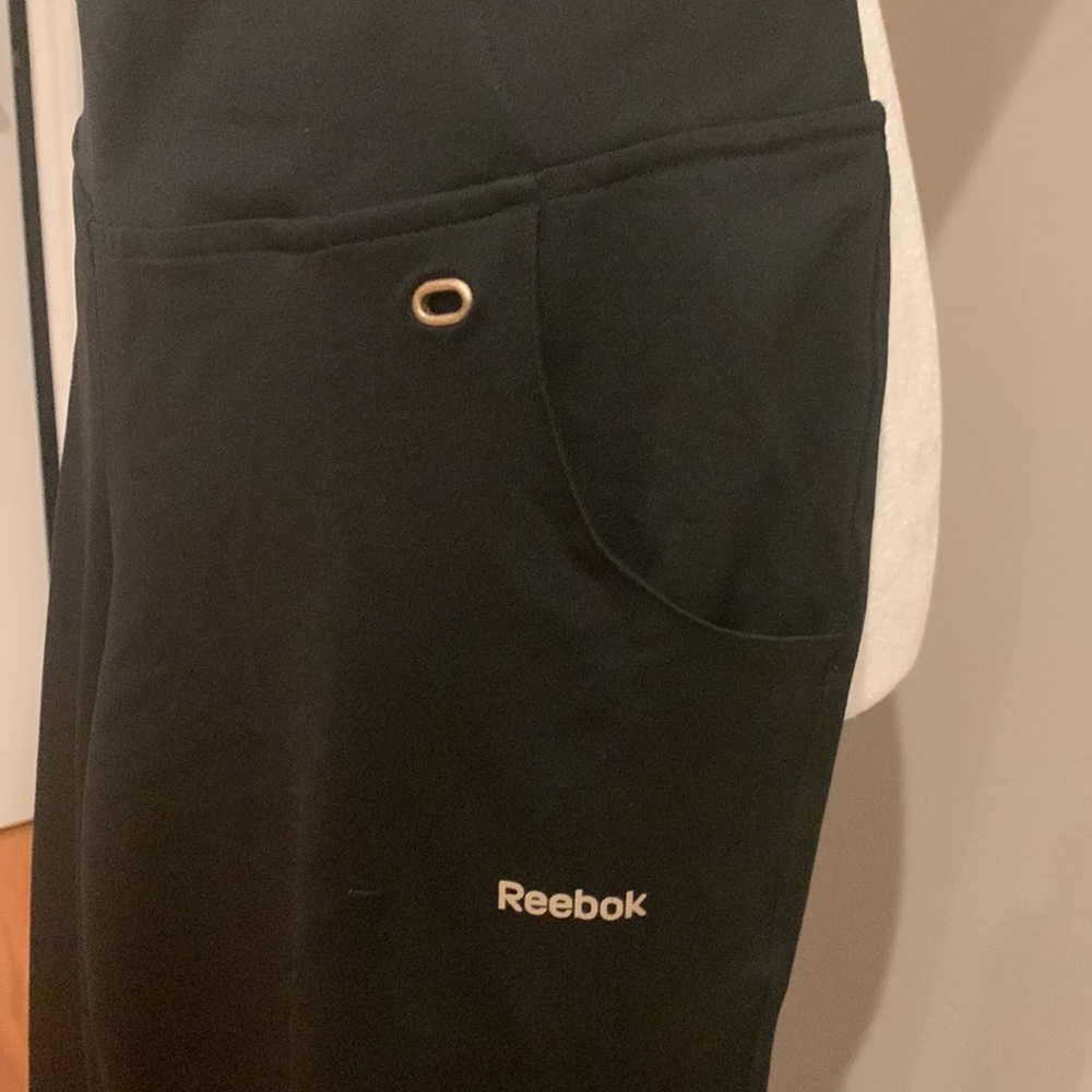 Limited Reebok joggers. Size M - Picture 2 of 8